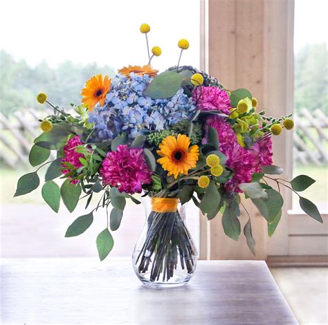 send flowers to budapest hungary|Flower Delivery to BUDAPEST .